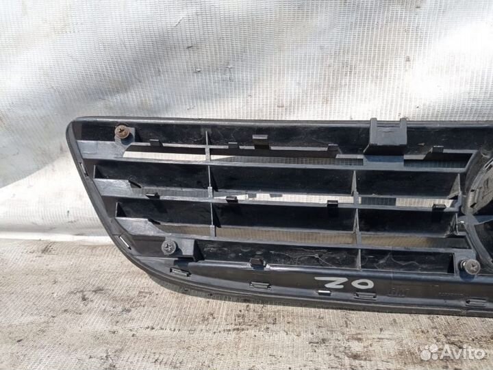 Решетка радиатора Opel Zafira A