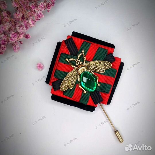 Брошь ручной работы