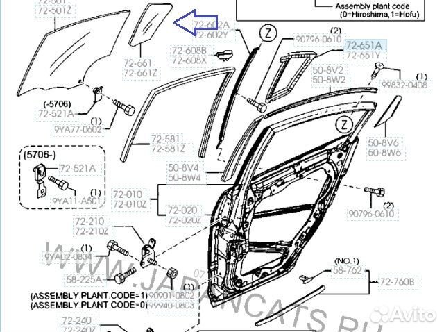 Стекло боковое заднее правое Mazda 3 BK 2003