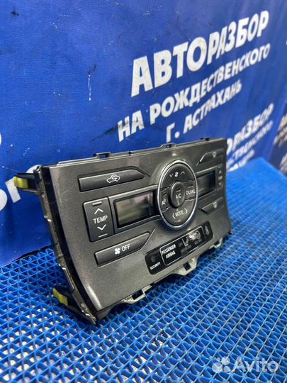 Блок климата Toyota Auris хэтчбек 1ZR 2007