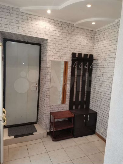 Комната 18 м² в 2-к., 1/2 эт.