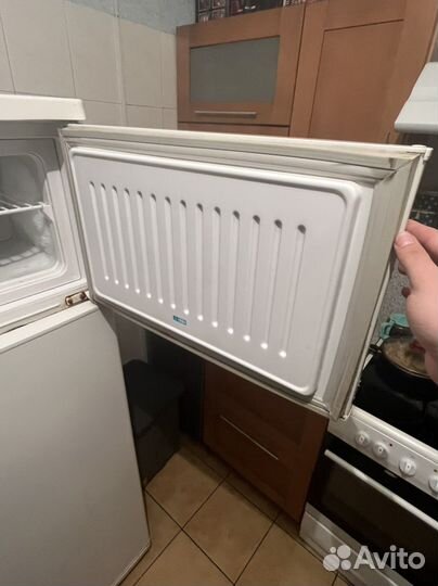 Холодильник в хорошем состоянии