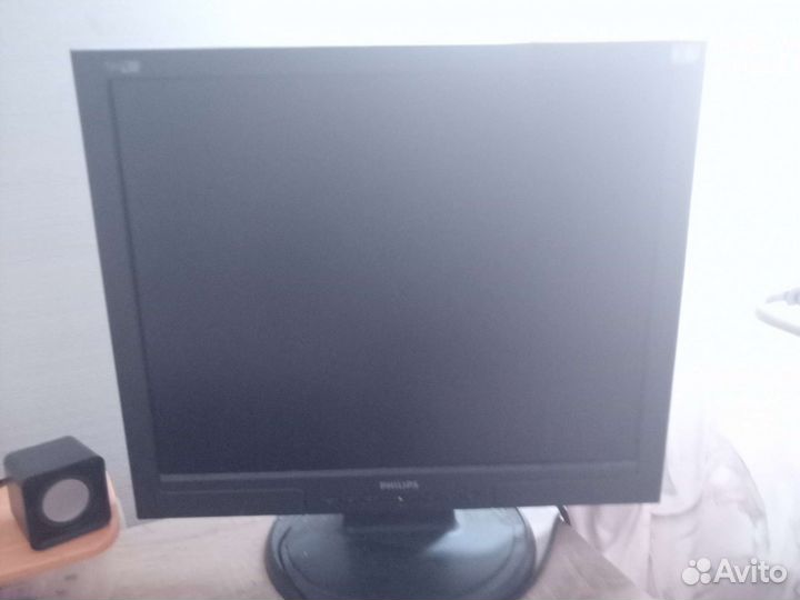 Монитор Philips