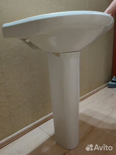 Раковина в ванную бу