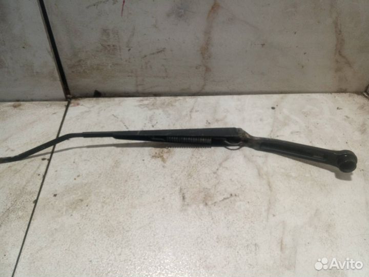Поводок стеклоочистителя левый Mazda 6 GG 2005