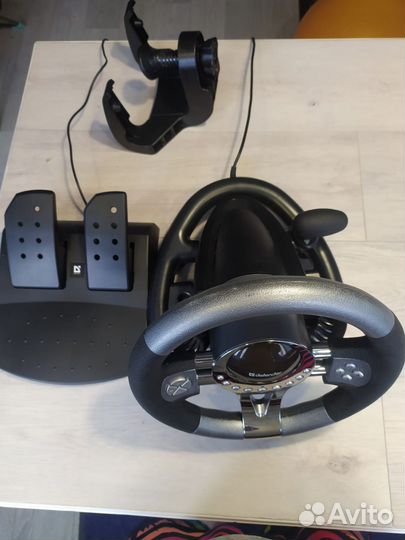 Игровой руль defender forsage gtr