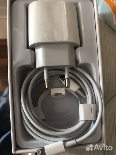 Зарядное устройство для телефона