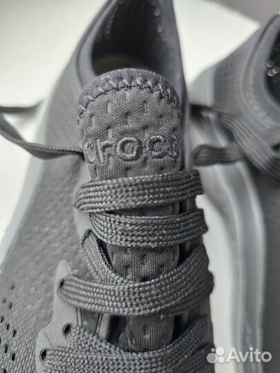 Кроссовки crocs