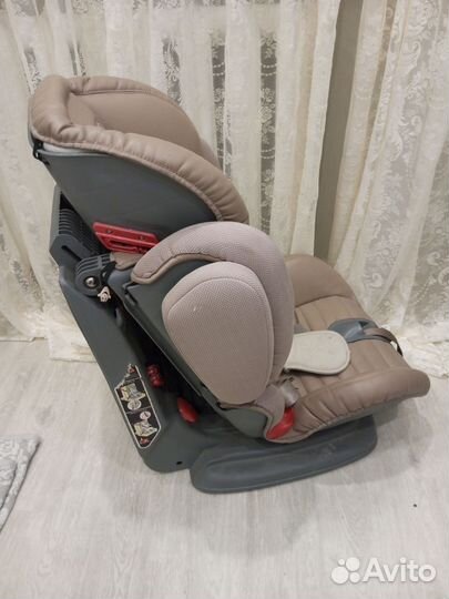 Автокресло Happy baby 9-36 кг