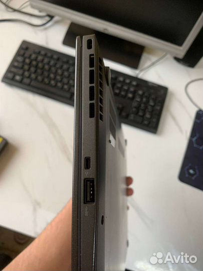 Lenovo thinkpad i7/8GB