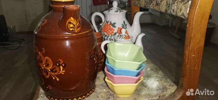 Наборы посуды, сервизы разные