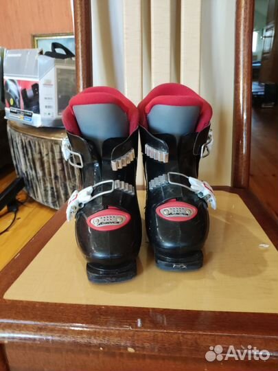 Горнолыжные ботинки детские