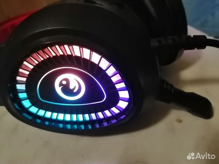 Наушники с микрофоном