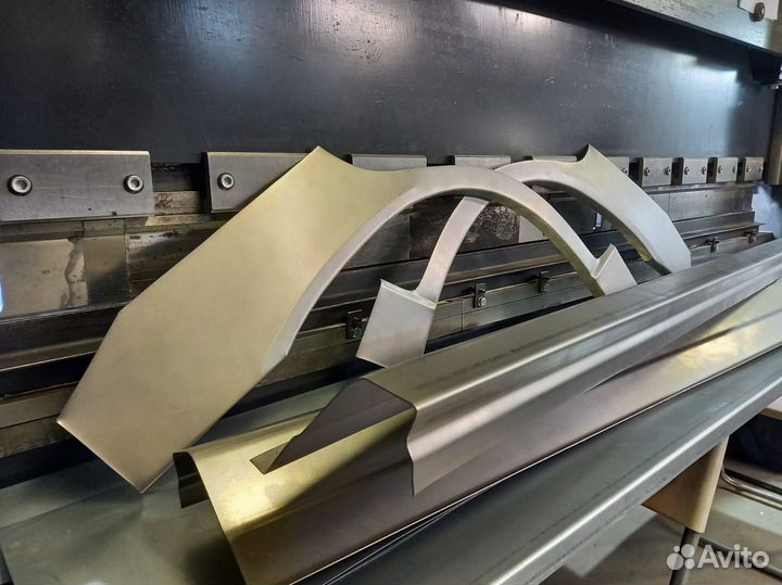 Hyundai Accent - Пороги