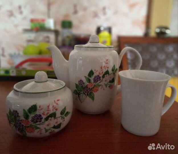 Чайник кружки чайные сахарница салфетница