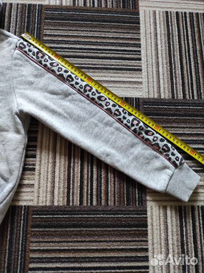 Спортивный костюм для девочки 152р