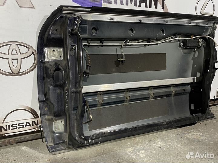 Передняя правая дверь Audi A6 C4