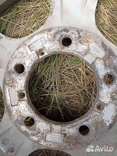 Dunlop SP Winter Ice 01 245/70 R16