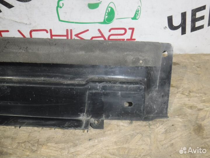 Дефлектор радиатора левый Hyundai Elantra 10-15