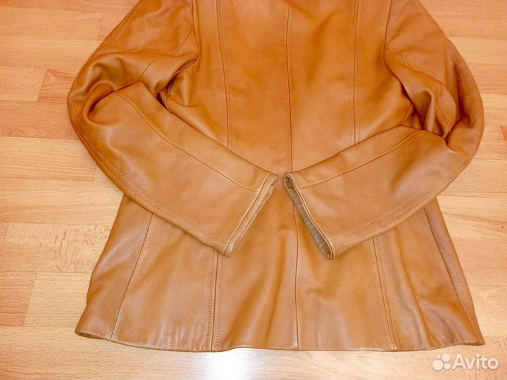 Куртка женская натуральная кожа размер L