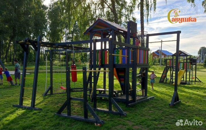Детский спортивный комплекс с крышей