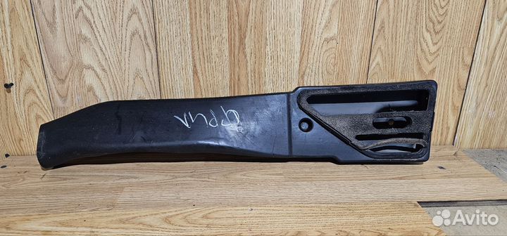 Воздухозаборник левый Land Rover Freelander 2