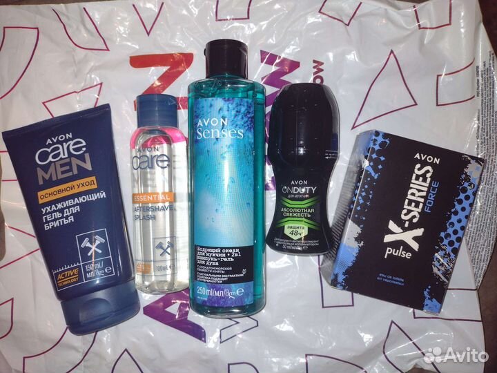 Мужской подарочный набор avon