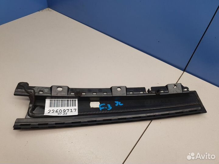 Накладка рамки двери задняя левая Ford Focus 3 2011-2019