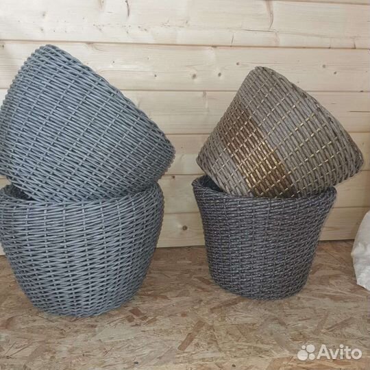 Кашпо из искусственного ротанга 20л