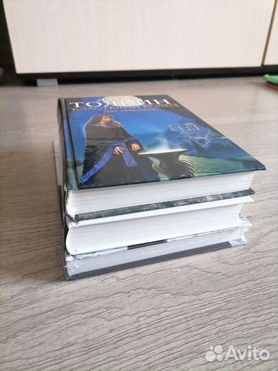 Книги в твёрдом переплёте
