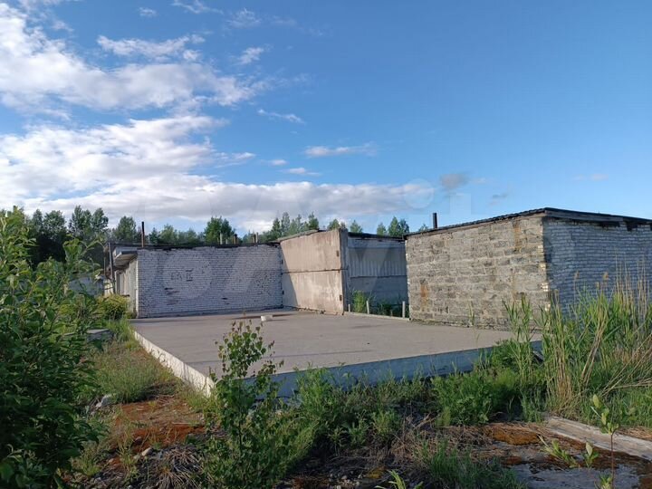 Гараж, > 30 м²