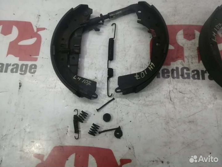 Механизм стояночного тормоза задний Toyota Hiace