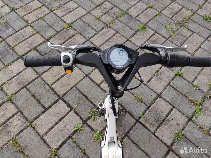 Электроскутер X1