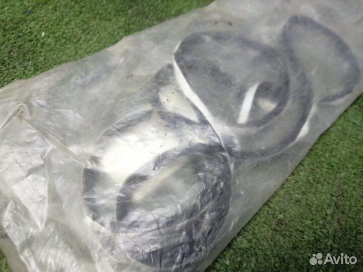 Молдинг лобового стекла Ssang Yong Korando KJ