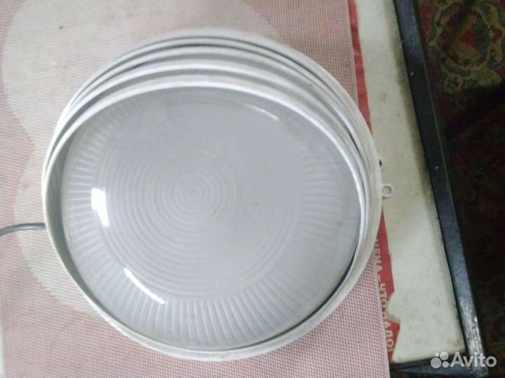 Люстры потолочные и светильники