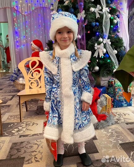 Продам костюм снегурочки для девочки рост 104-110