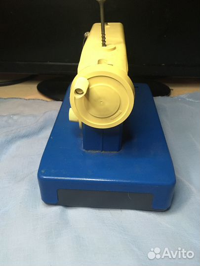 Машинка швейная 