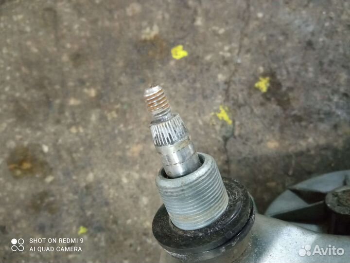 Моторчик заднего дворника Шевроле Нива