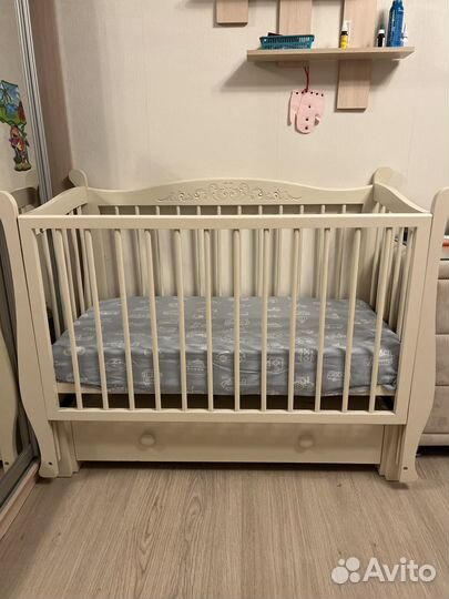 Детская кроватка с ящиком