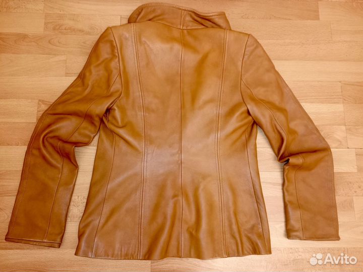 Куртка женская натуральная кожа размер L