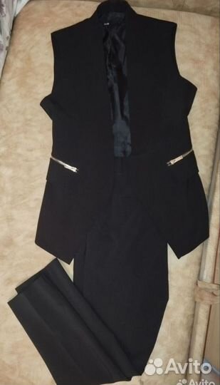 Брючный костюм женский, брюки и жилетка, 42- 44