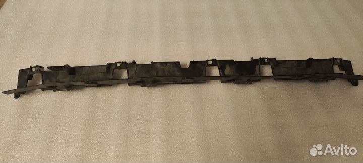 Кронштейн передней панели Bmw G30 G31 7359788