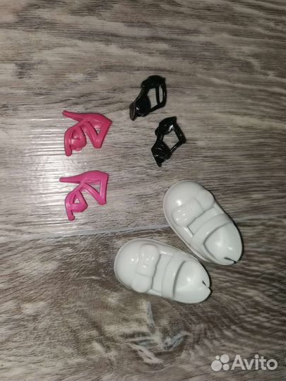 Кукла и пони