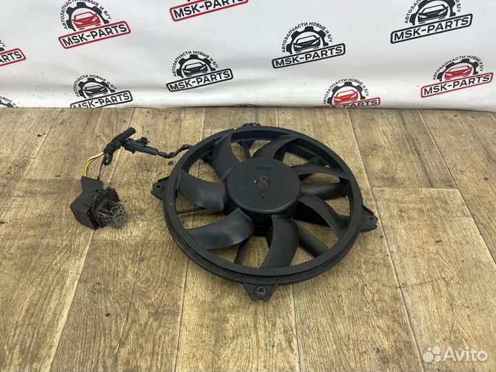 Вентилятор охлаждения радиатора Peugeot 308 T7