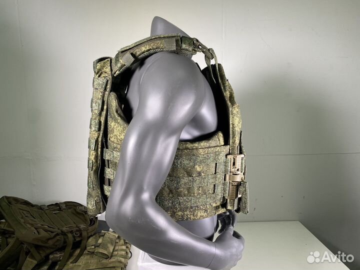 Плитник раптор емр XL с плечевыми подушечками