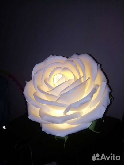 Цветы/светильники/букеты из изолона