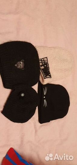 Шапки и перчатки на девочку