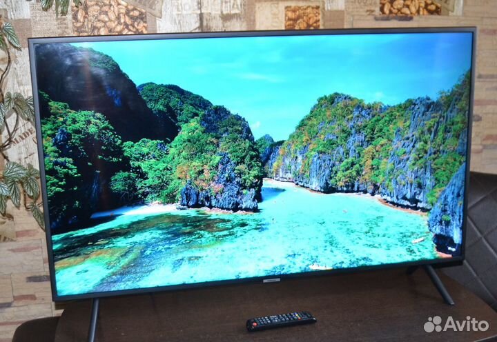 Телевизор Samsung UE49NU7100U (SMART, 49 дюймов)