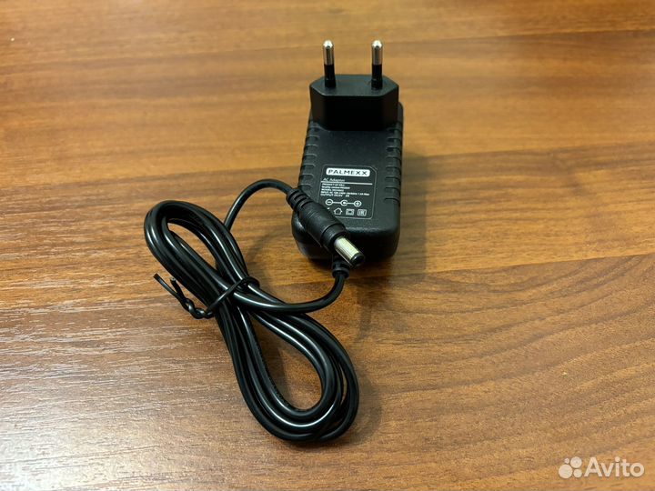 Адаптер питания 220V на 5V,2A palmexx