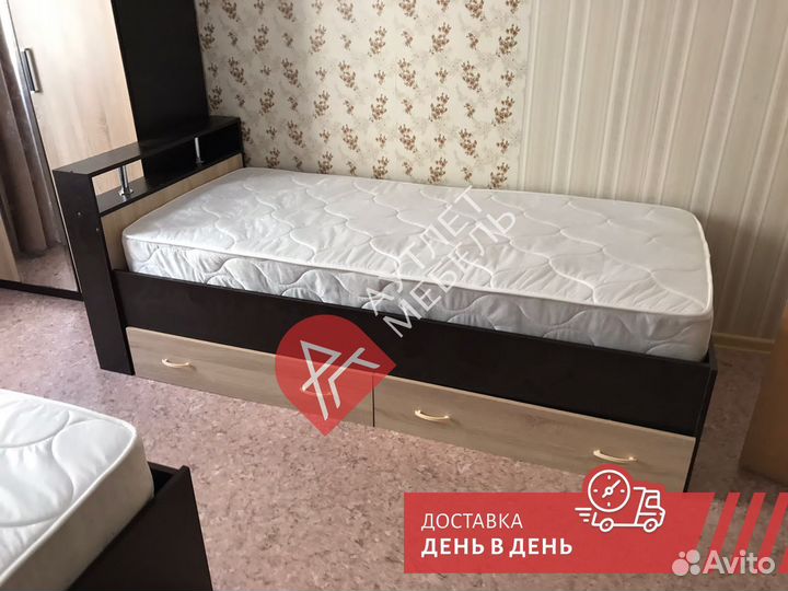 Кровать односпальная с ящиками